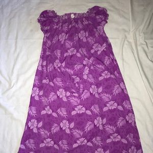 Hawaiian style dress